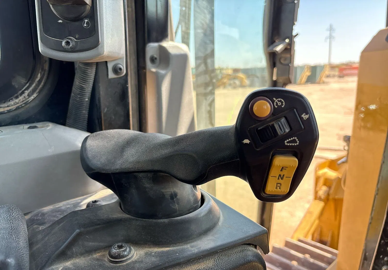 2019 Caterpillar D6T