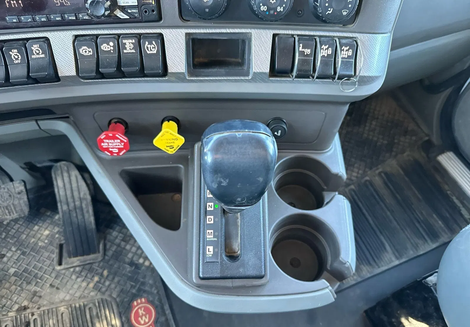 2016 Kenworth T880