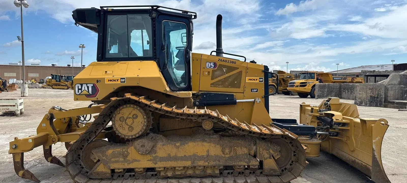 2024 Caterpillar D5