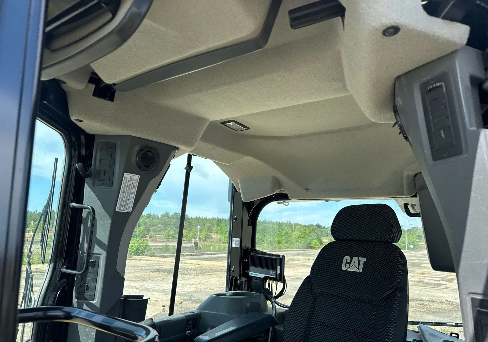 2024 Caterpillar D5