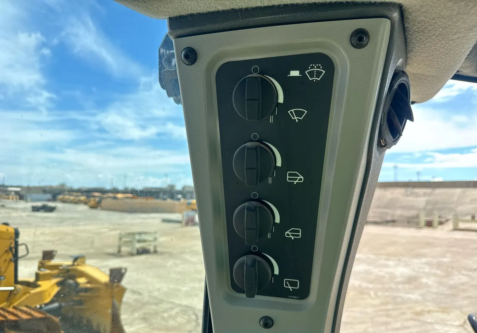 2024 Caterpillar D5