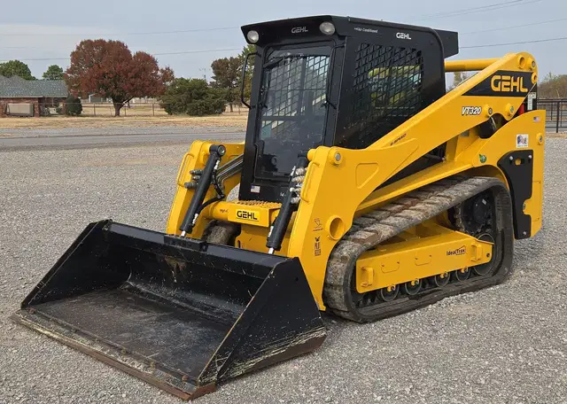 2023 Gehl VT320