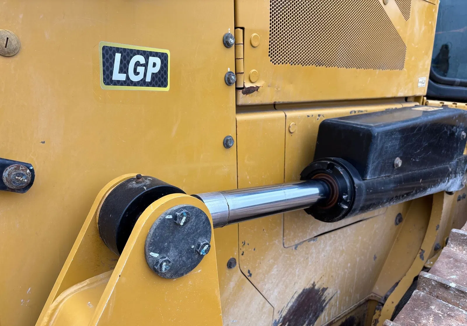 2021 Caterpillar D5
