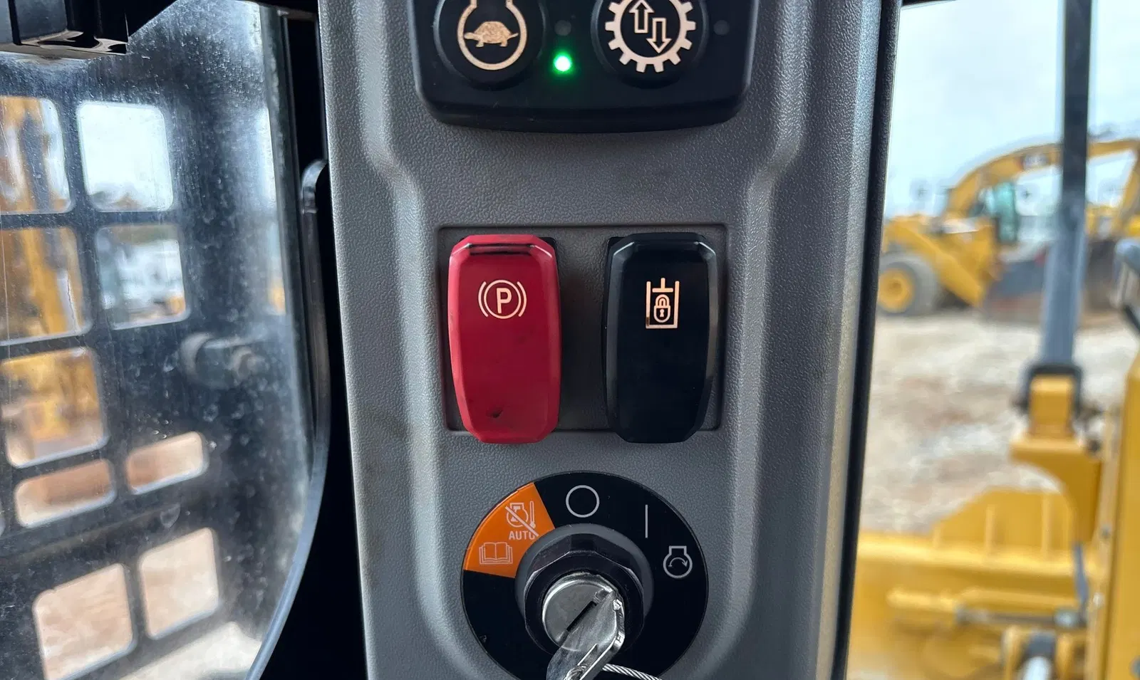 2021 Caterpillar D5