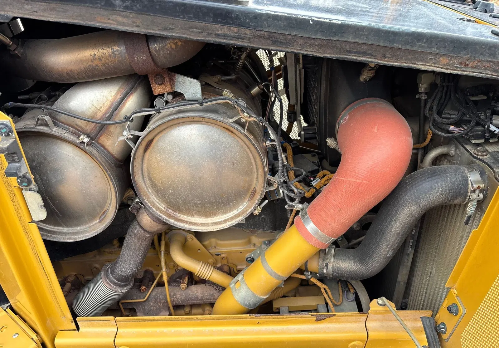2021 Caterpillar D5
