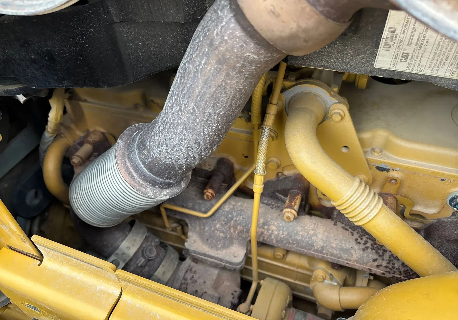 2021 Caterpillar D5