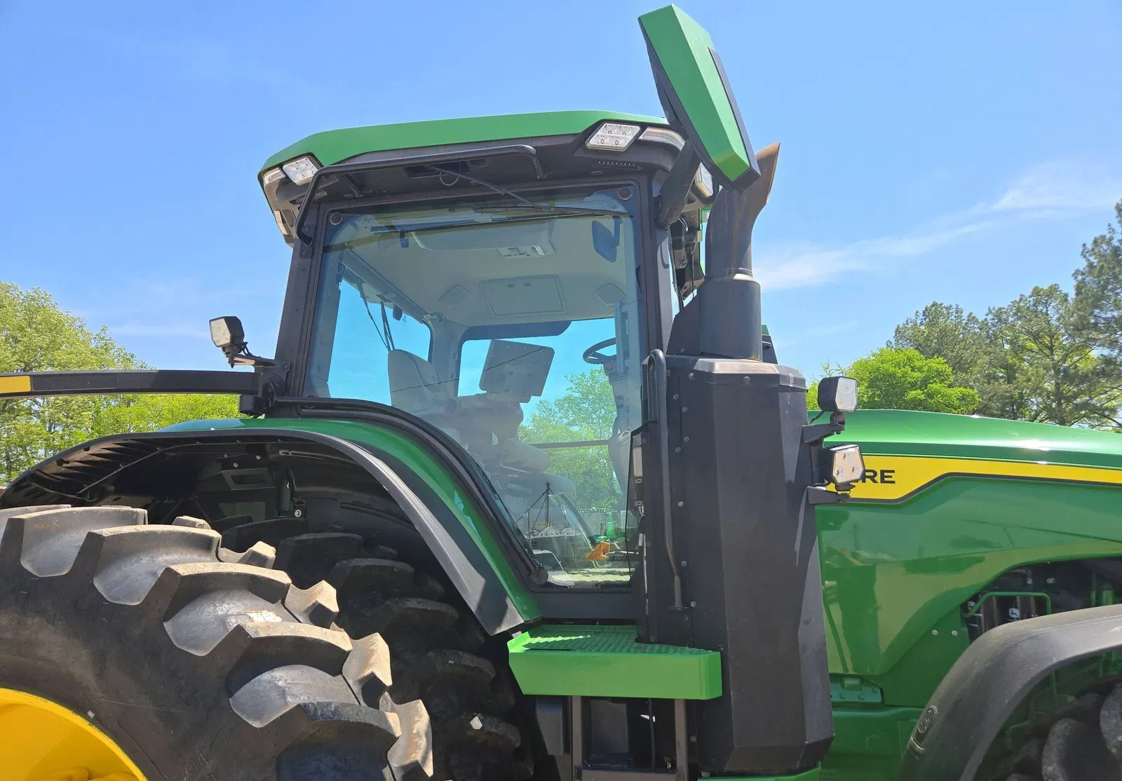 2022 John Deere 8R410