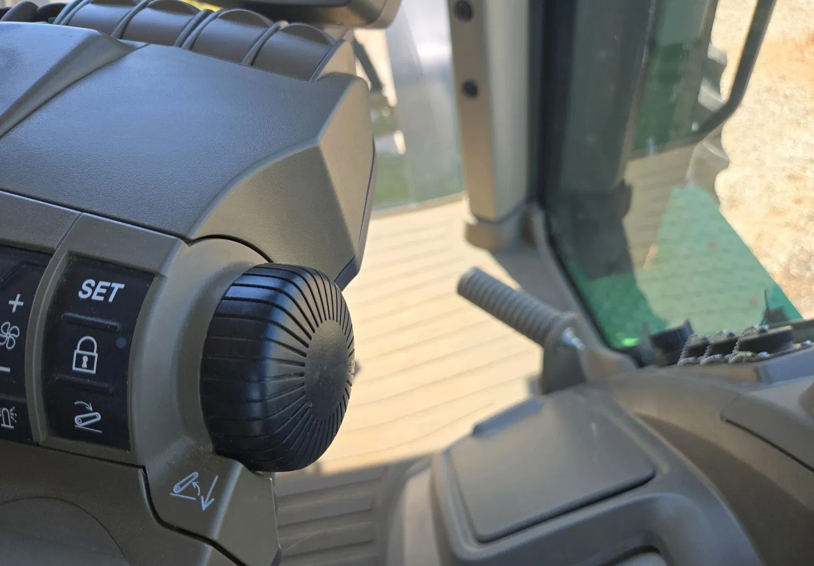 2022 John Deere 8R410