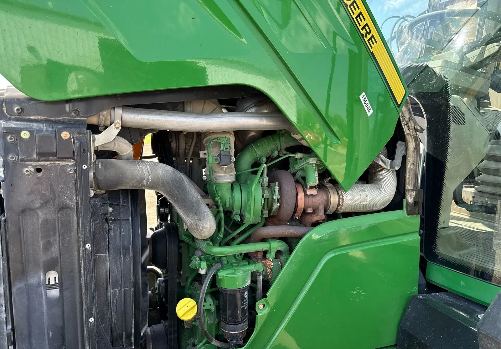 2016 John Deere 6110M
