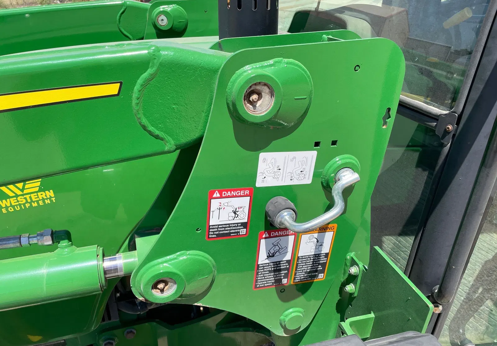 2018 John Deere 5075E