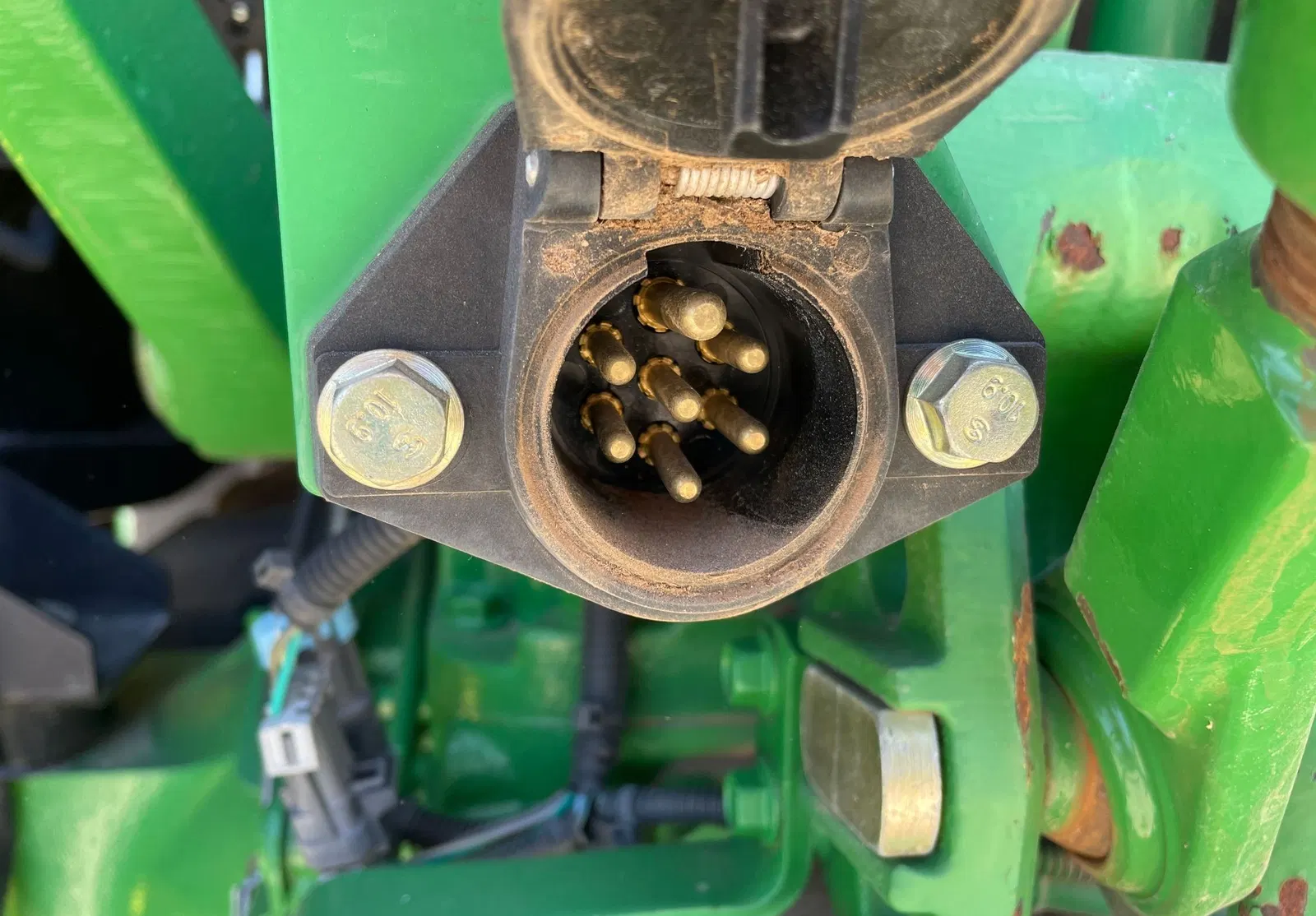 2018 John Deere 5075E