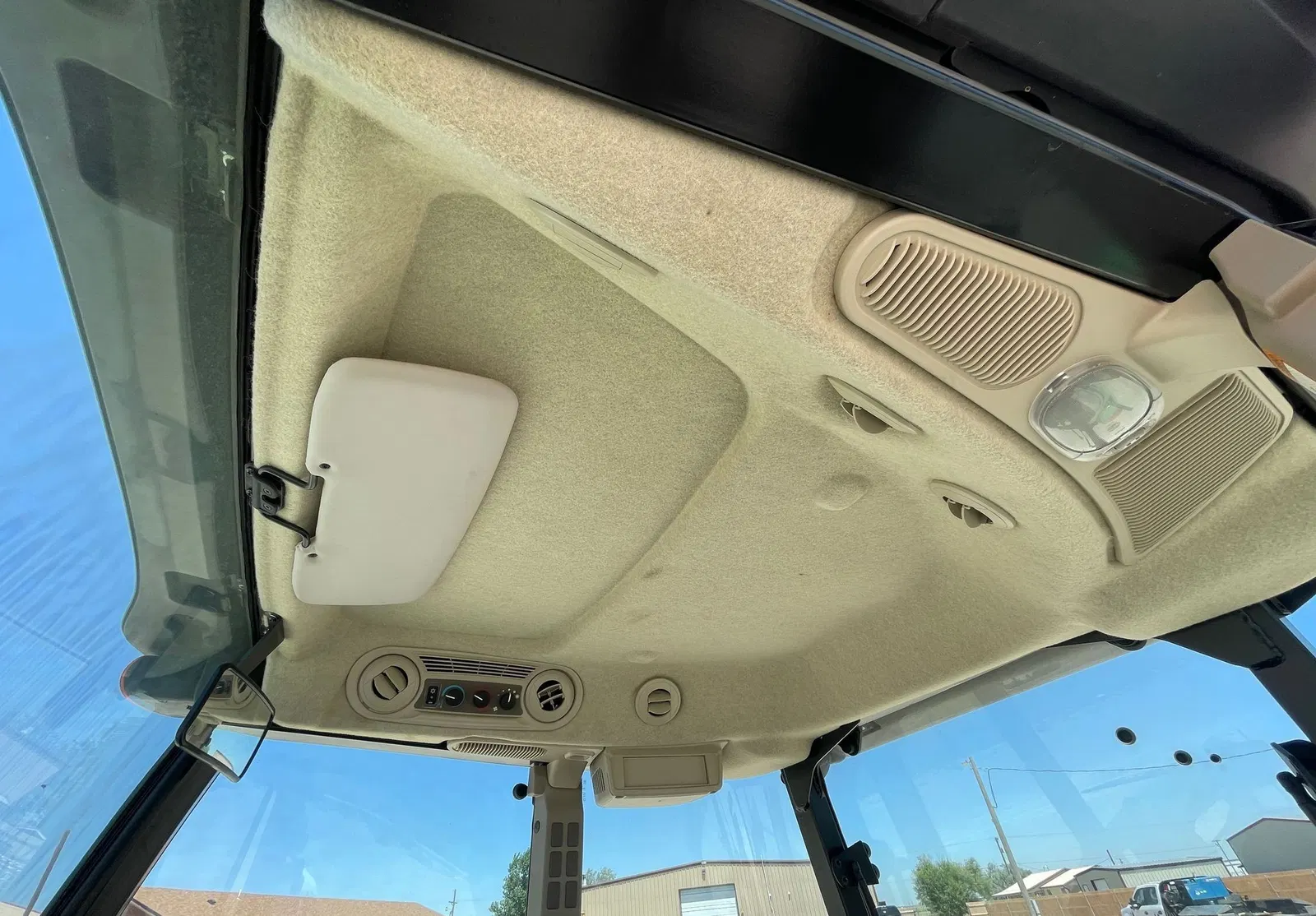 2018 John Deere 5075E