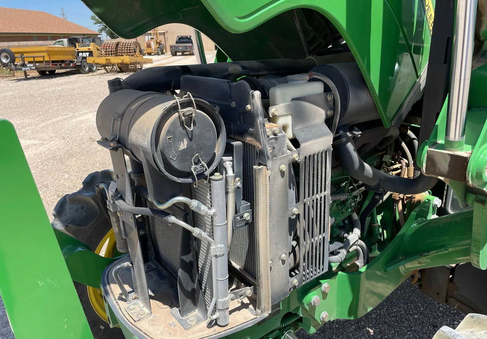 2018 John Deere 5075E