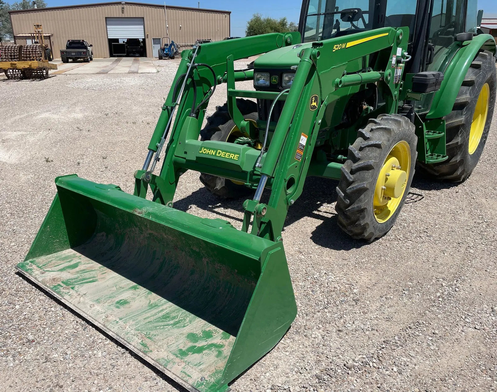 2018 John Deere 5075E