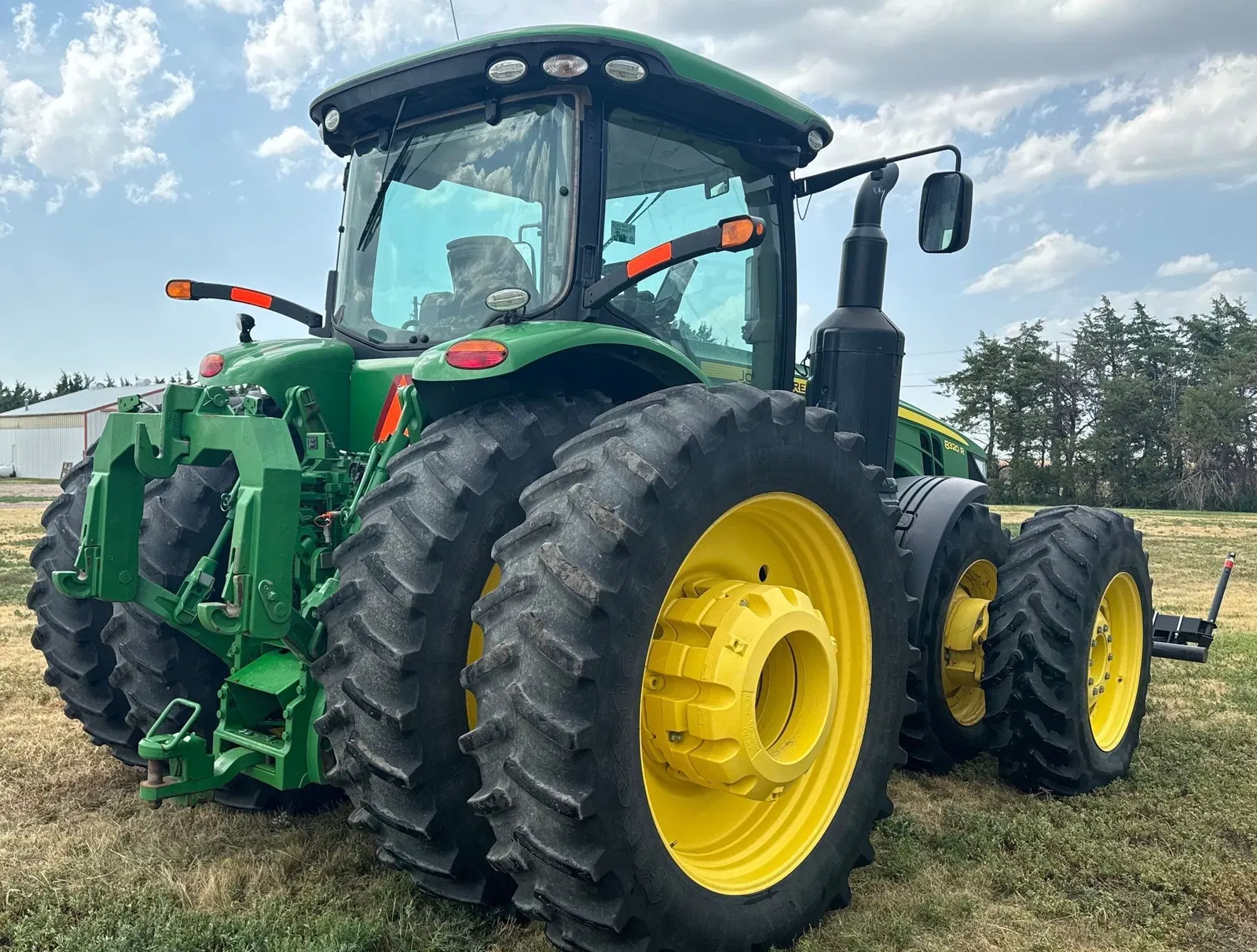 2015 John Deere 8320R
