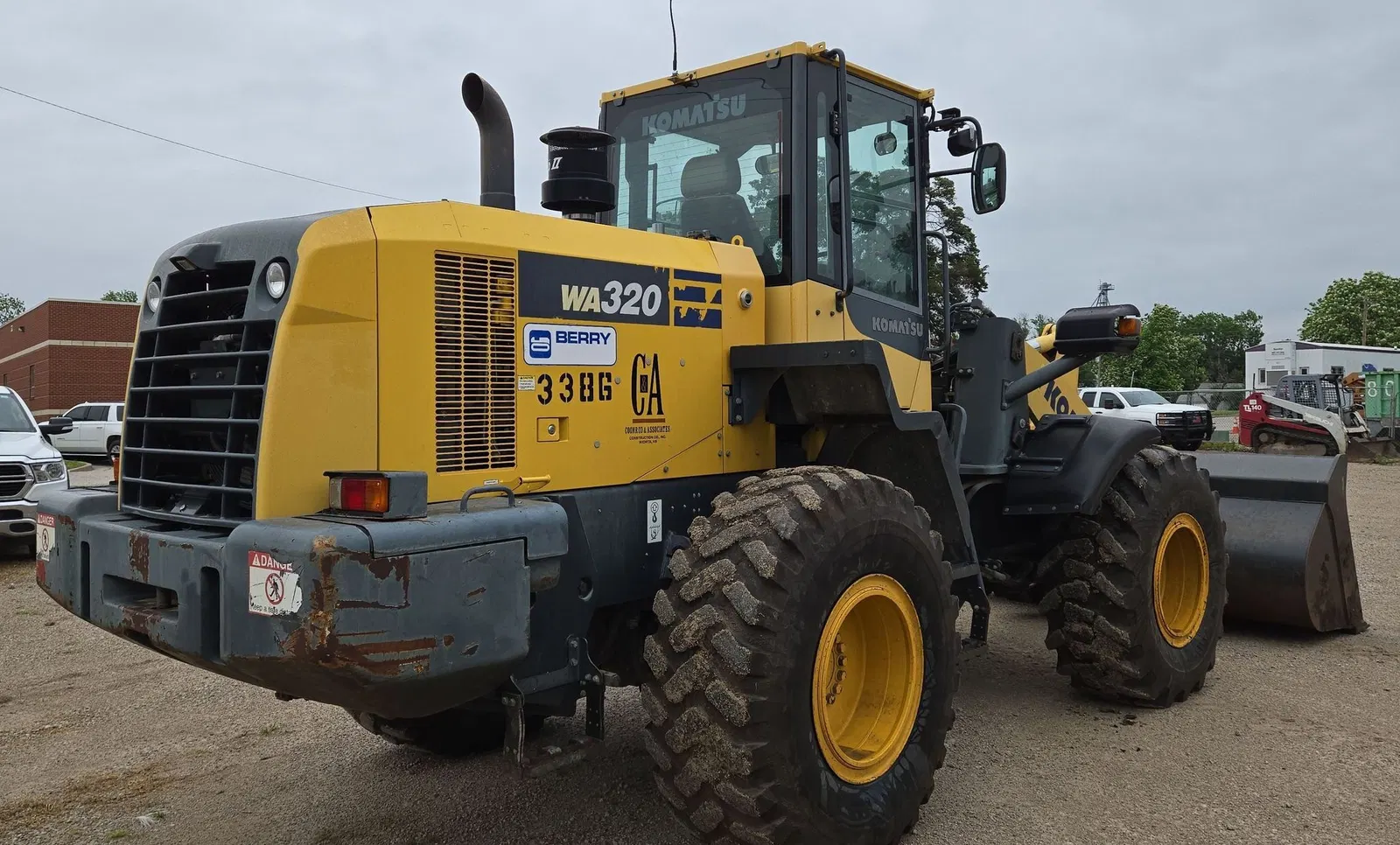 2015 Komatsu WA320-7