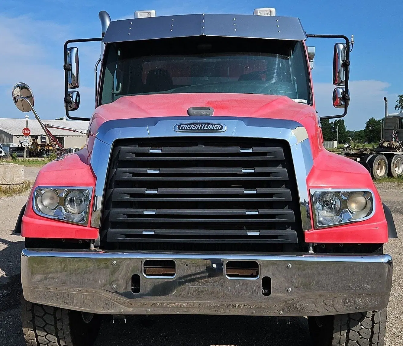 2012 Freightliner 114SD