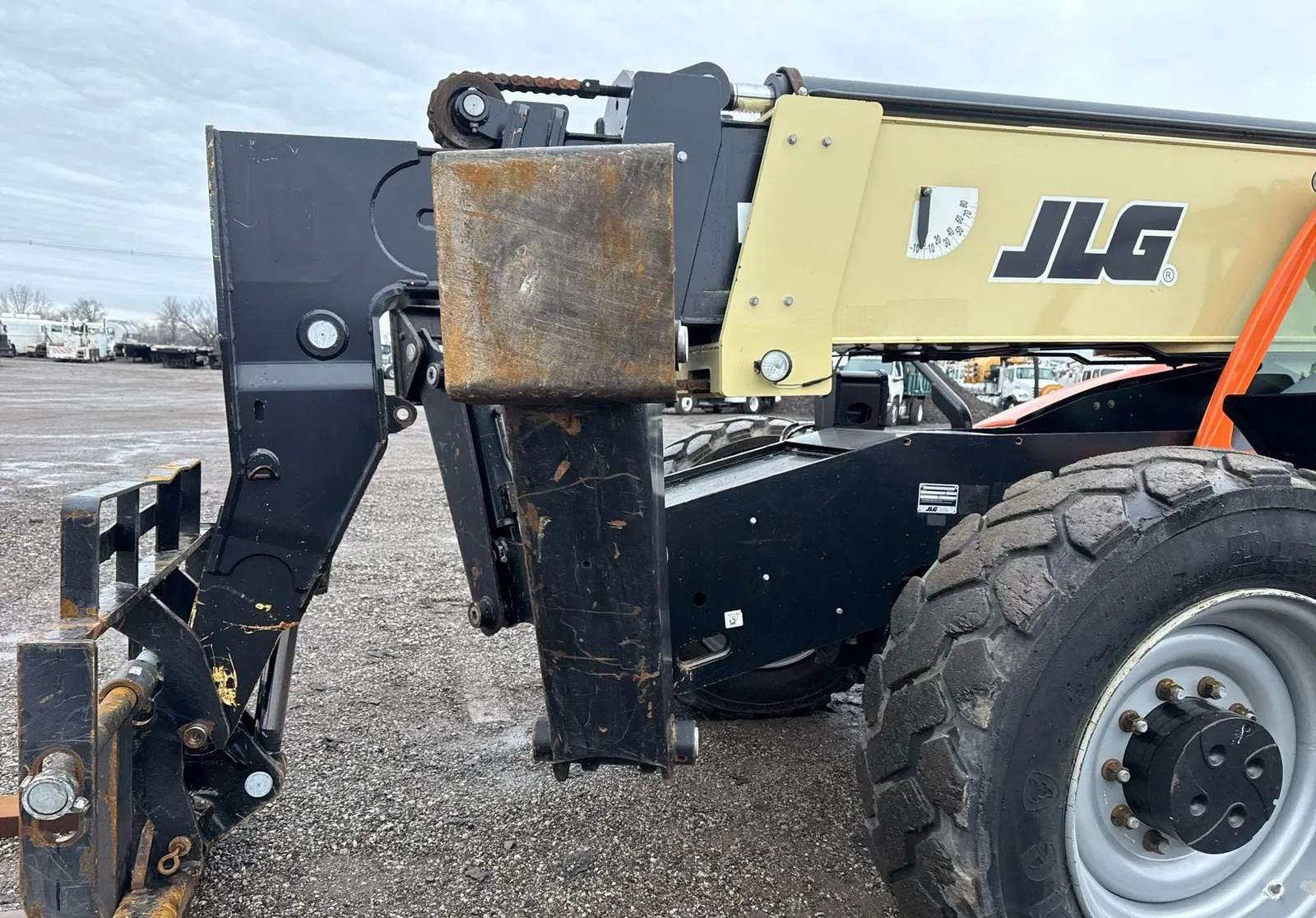 2019 JLG 1255