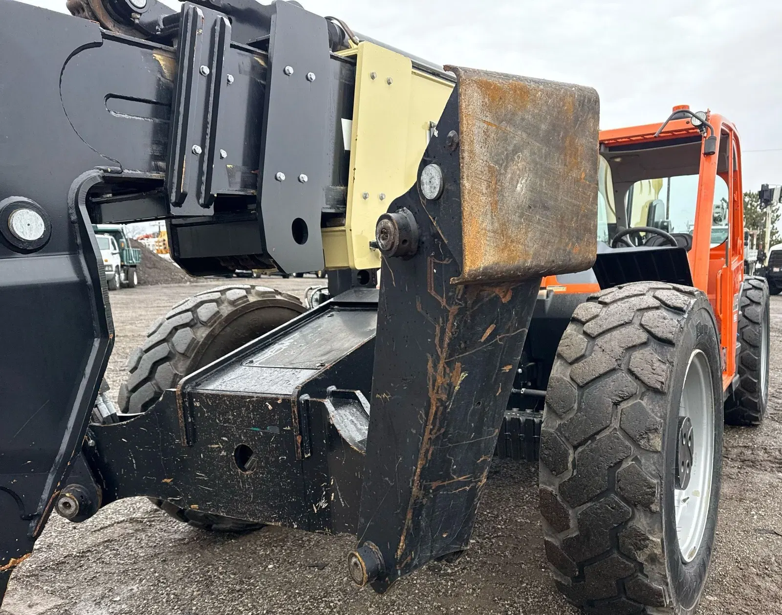 2019 JLG 1255