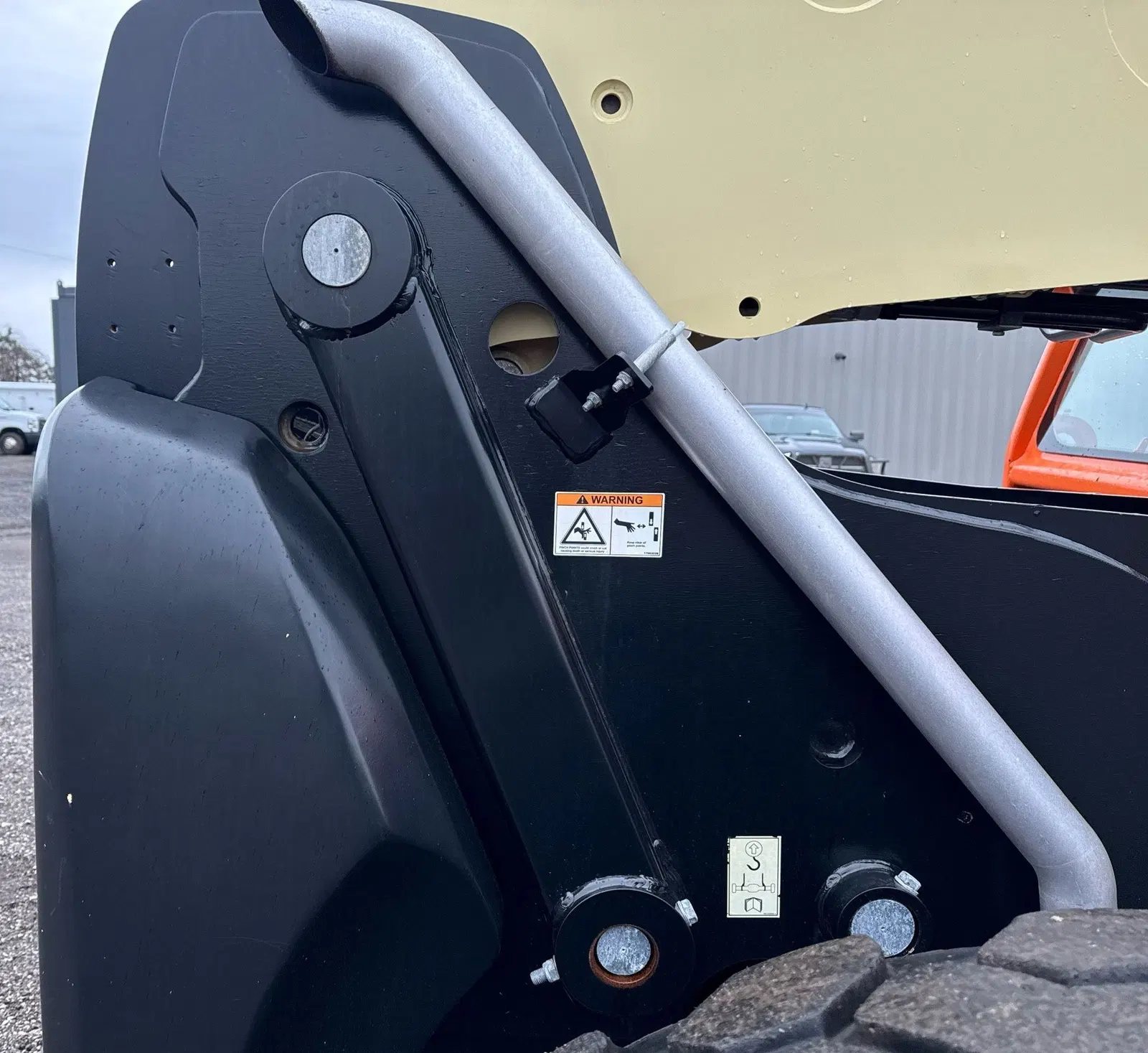 2019 JLG 1255