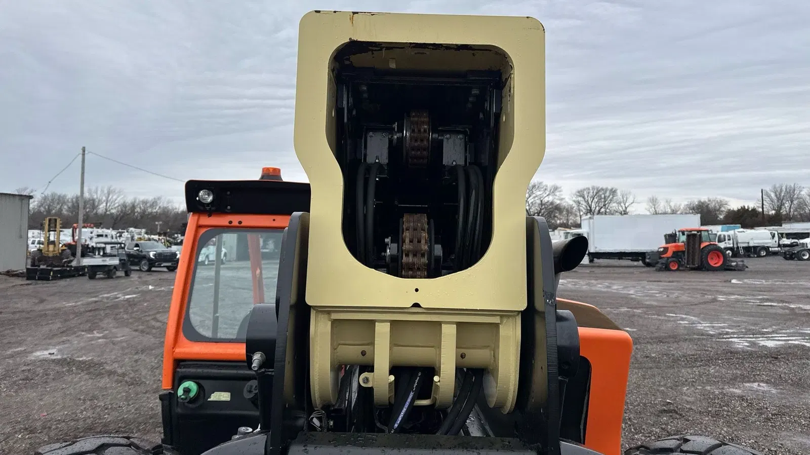 2019 JLG 1255