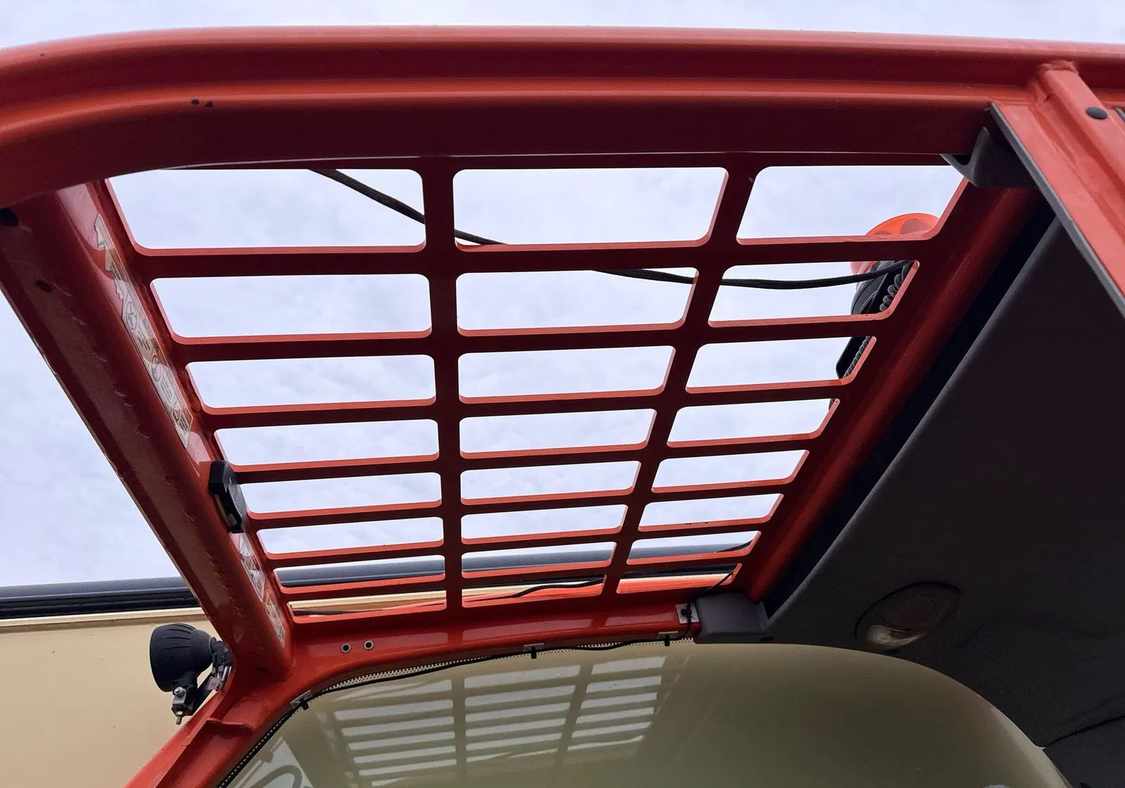 2019 JLG 1255