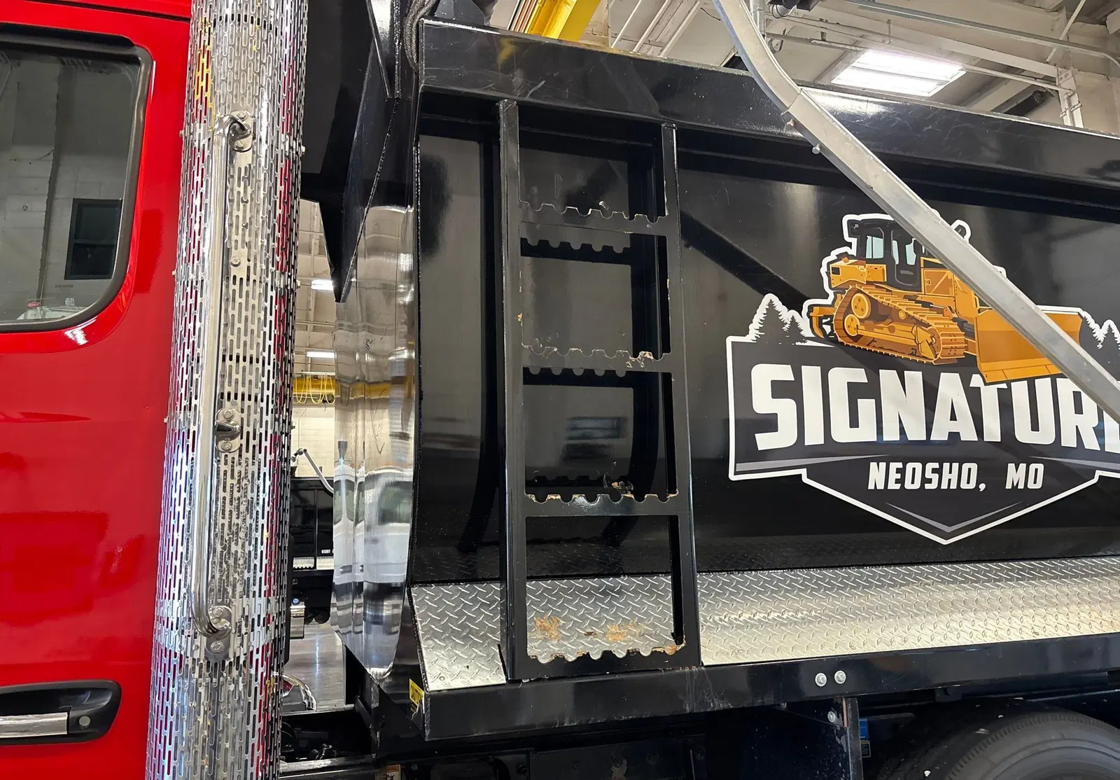 2025 Peterbilt 567