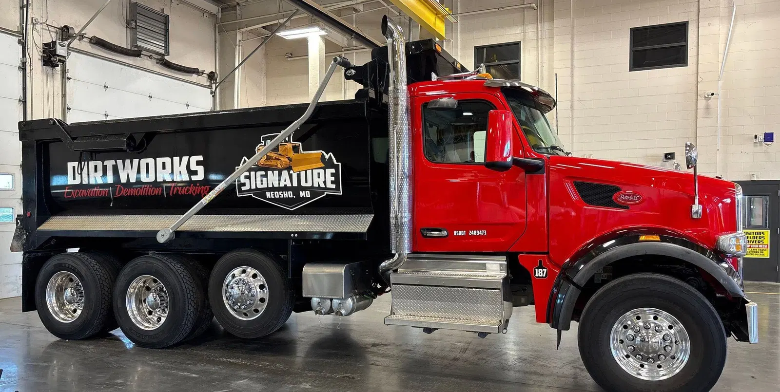 2025 Peterbilt 567