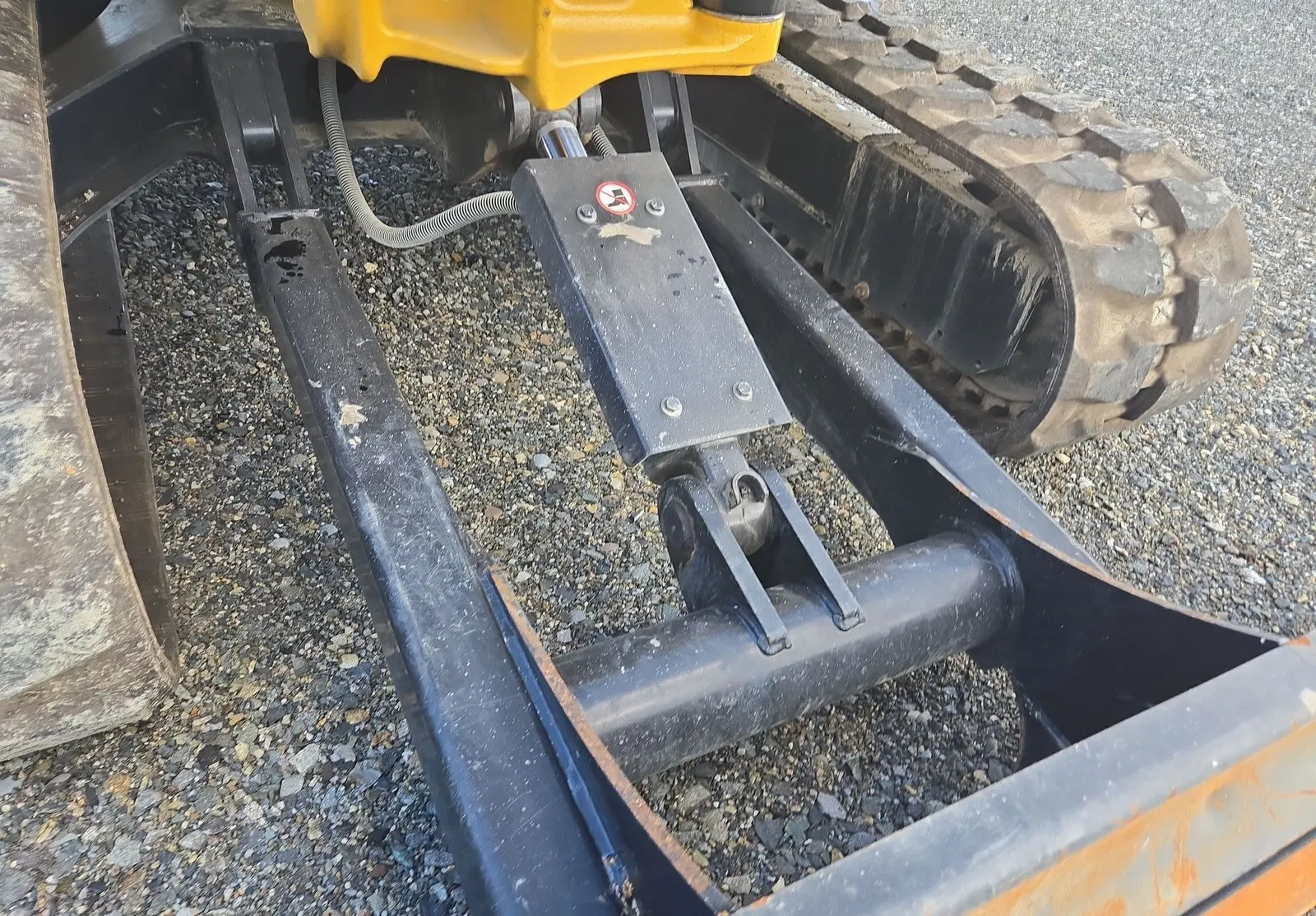 2023 Caterpillar 306