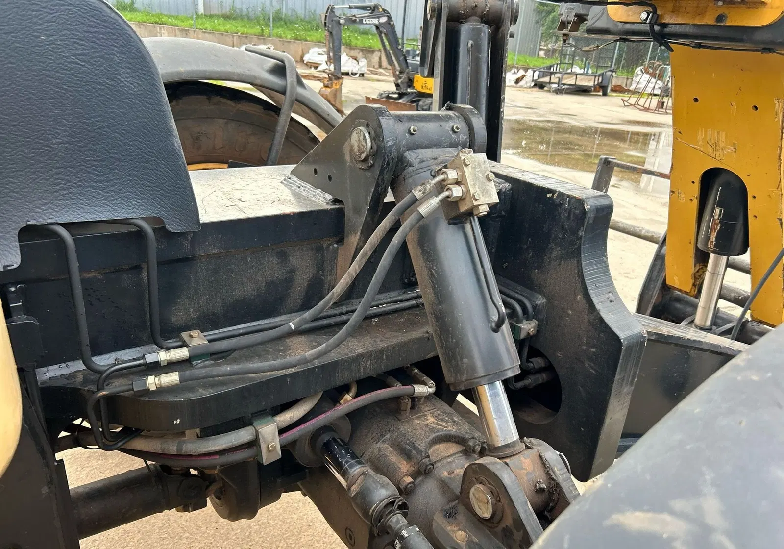 2012 Caterpillar TL943