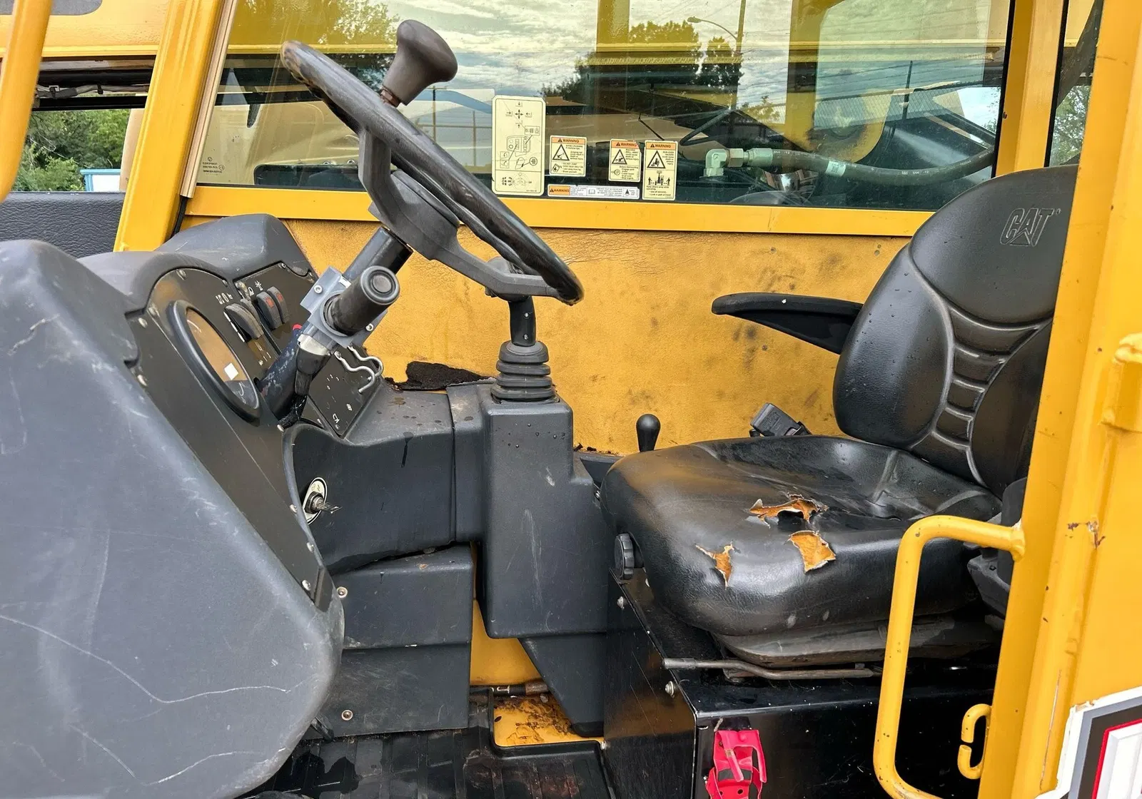 2012 Caterpillar TL943