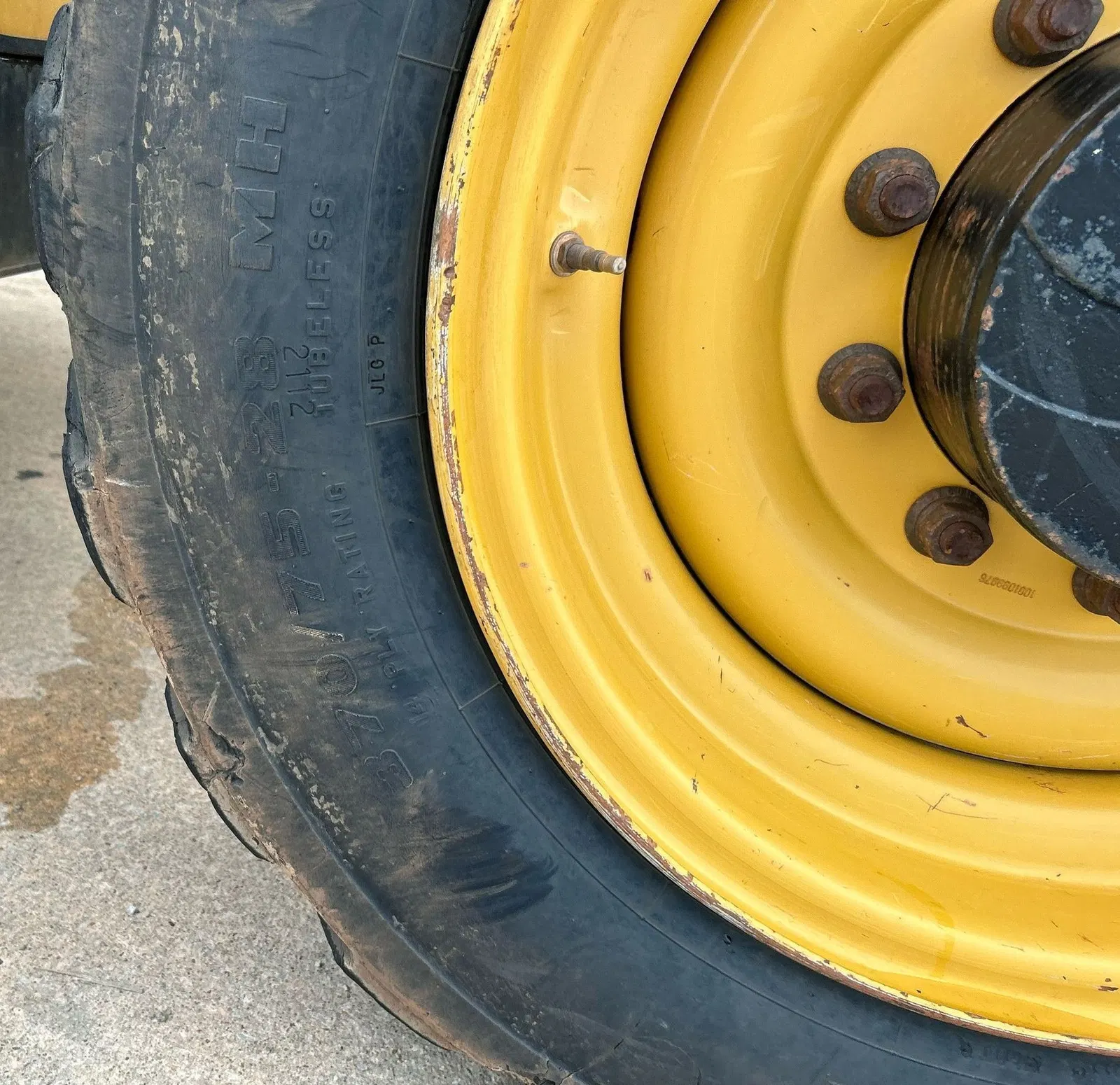 2012 Caterpillar TL943
