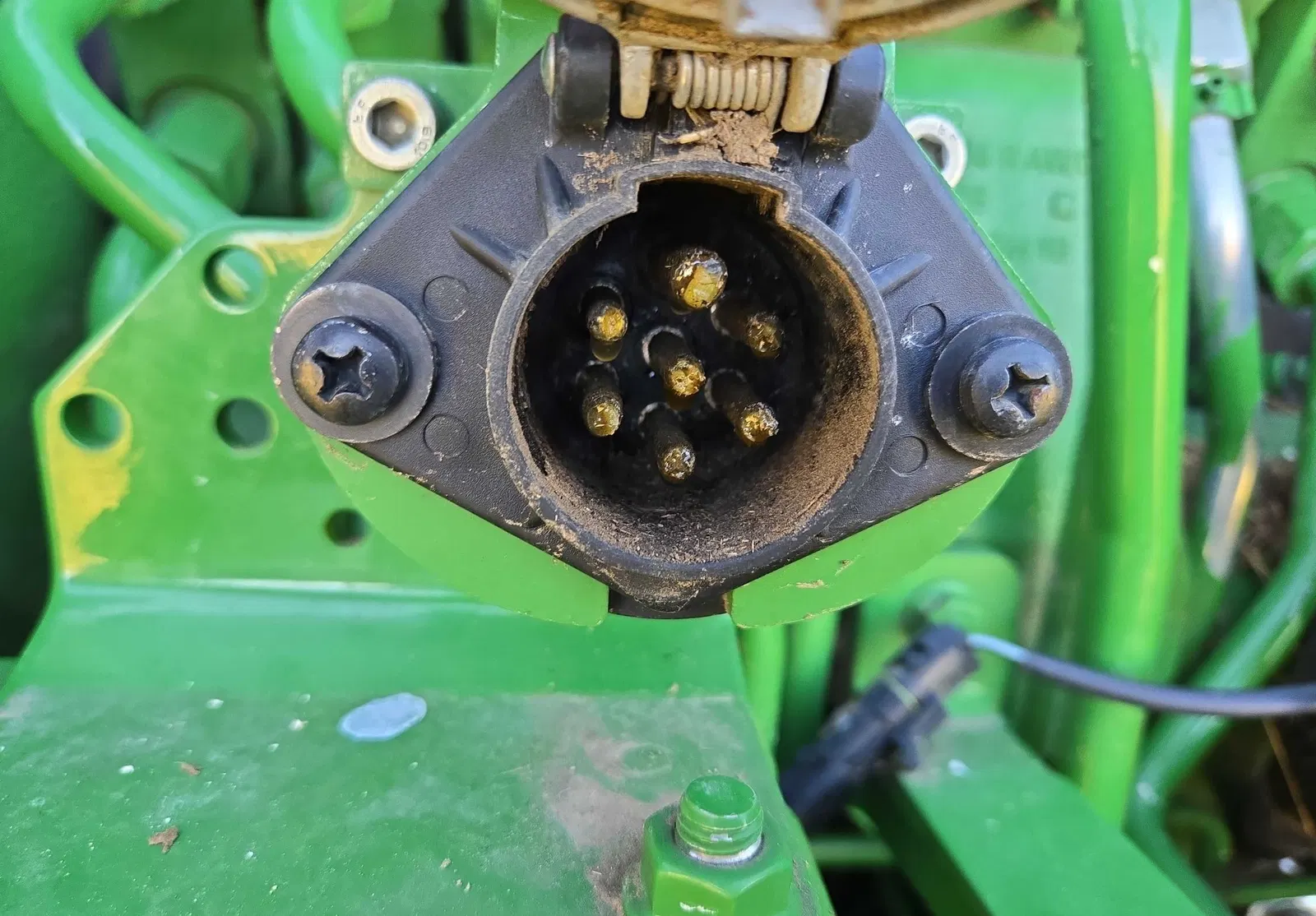 2021 John Deere 6175R