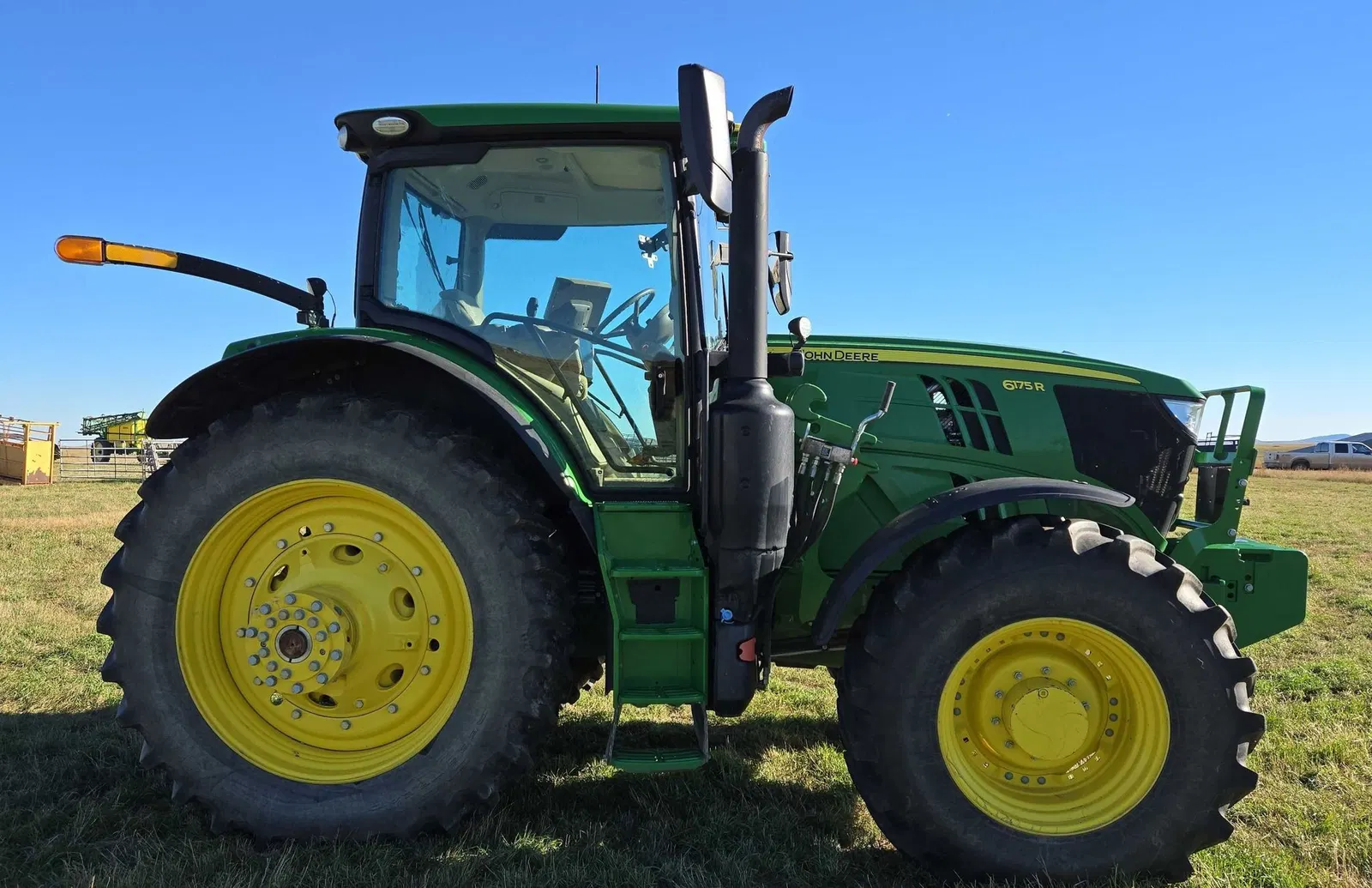 2021 John Deere 6175R