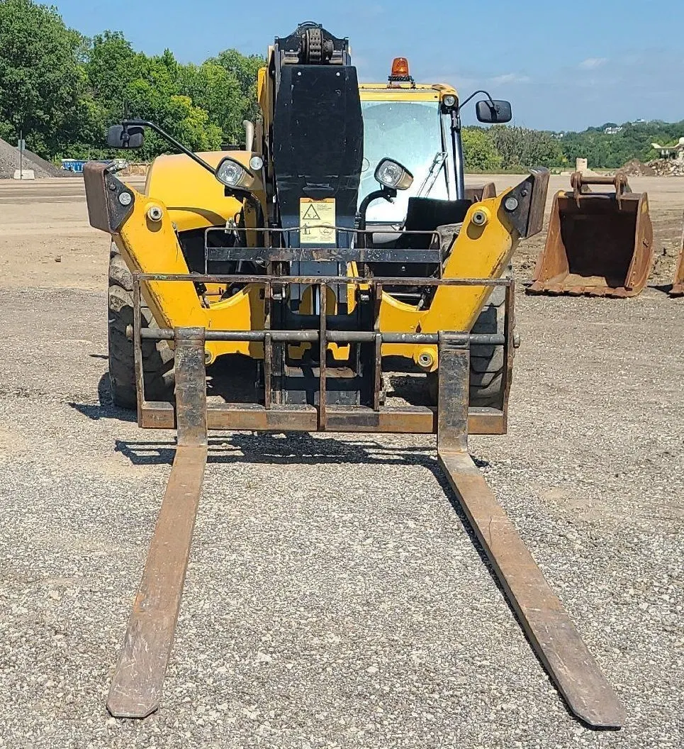 2017 Caterpillar TL1255D