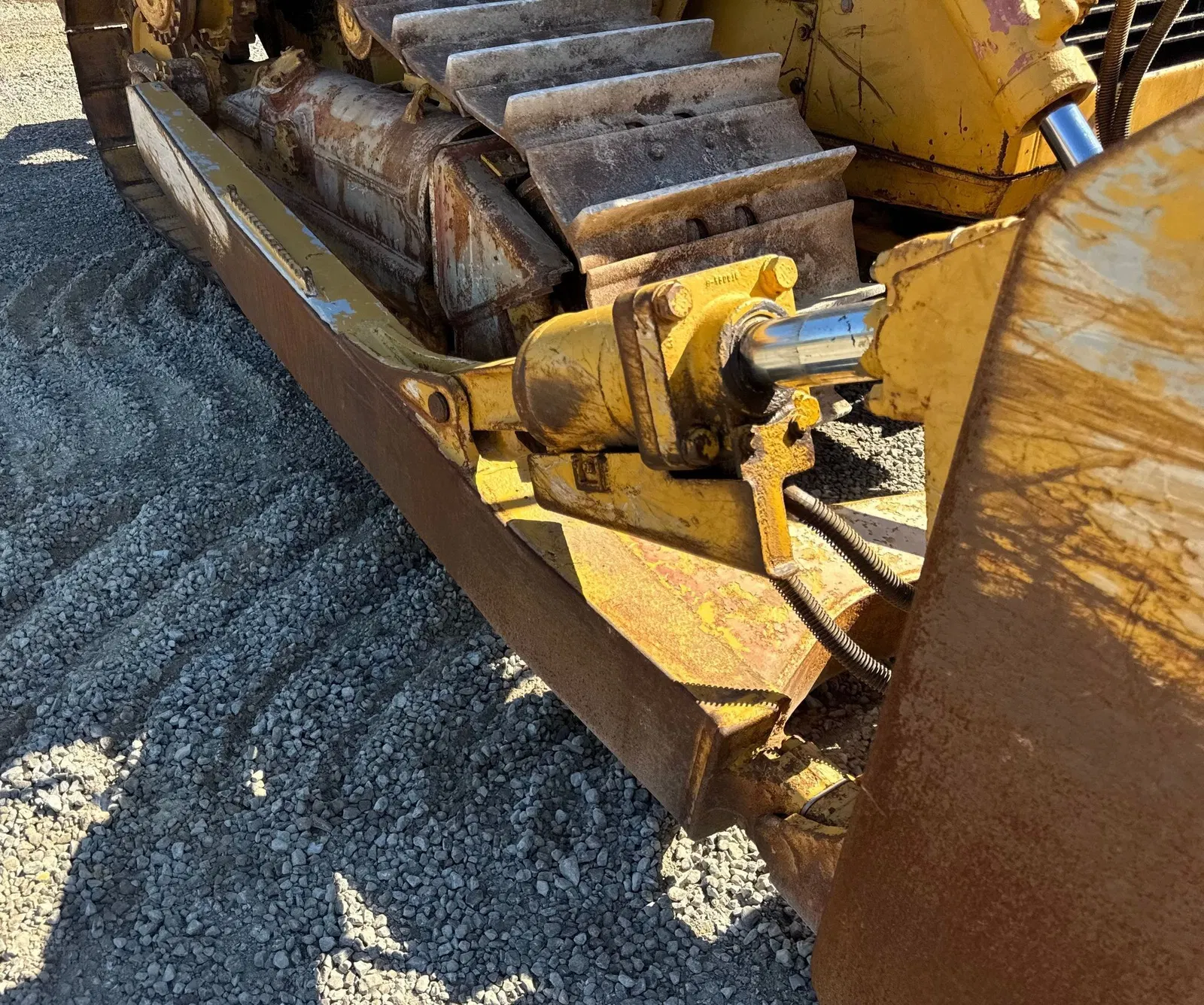 2017 Caterpillar D6N