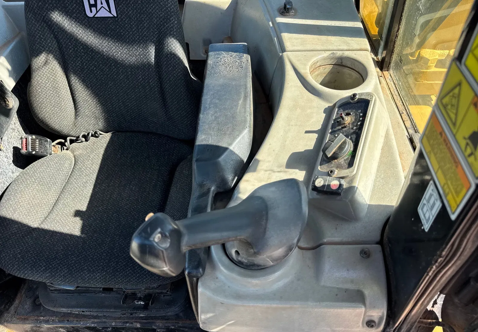 2017 Caterpillar D6N