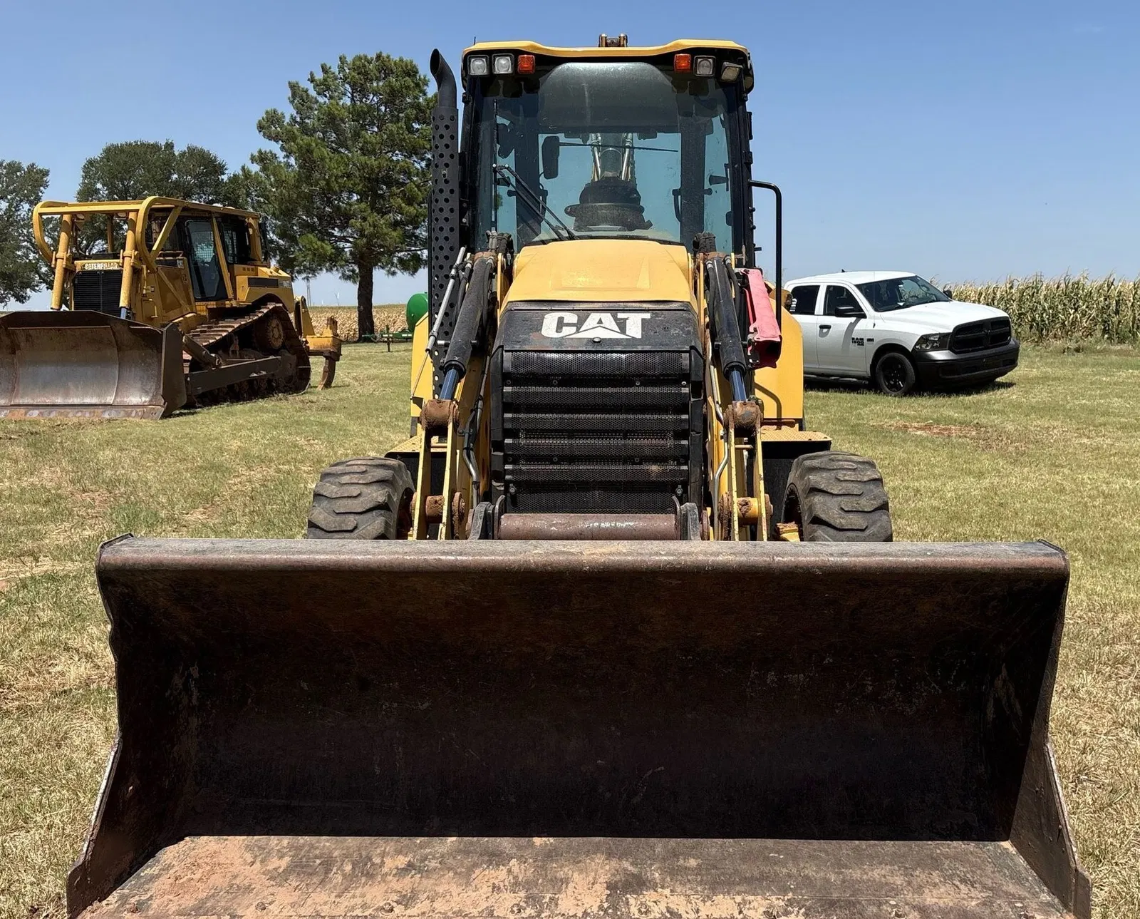 2016 Caterpillar 420F2
