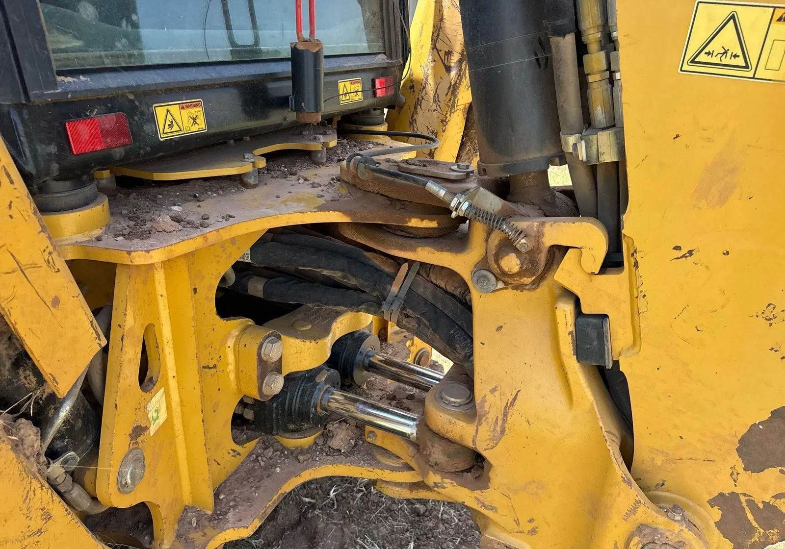 2016 Caterpillar 420F2