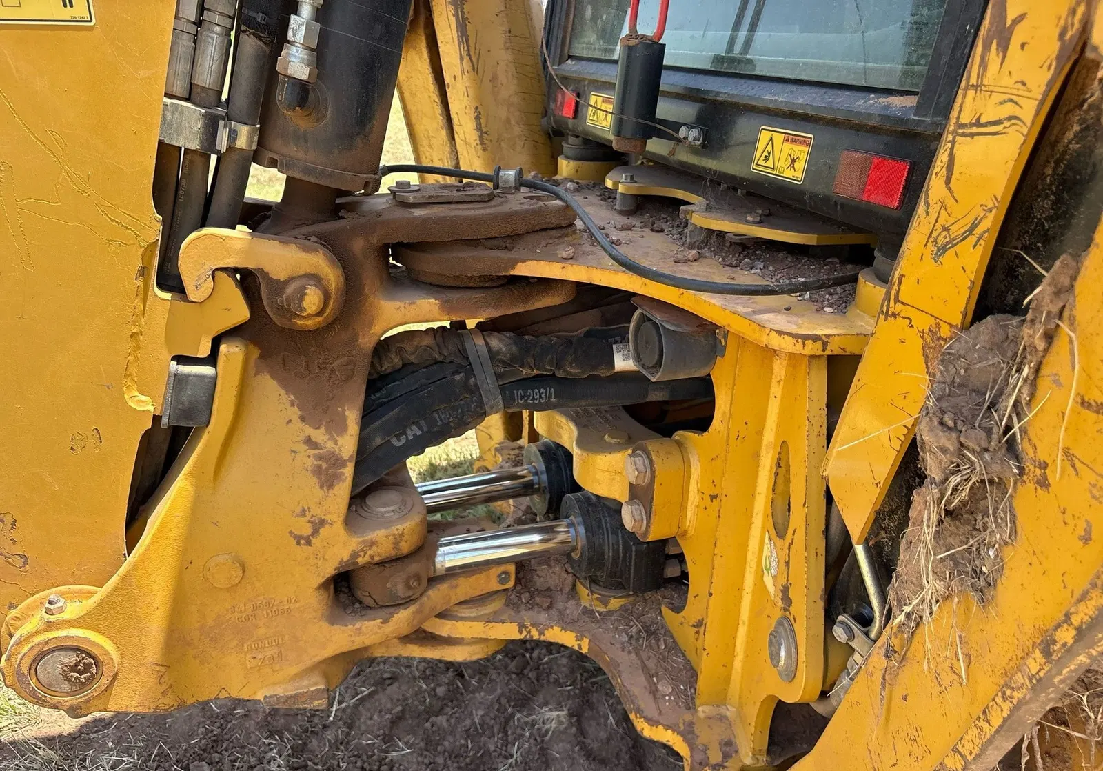 2016 Caterpillar 420F2