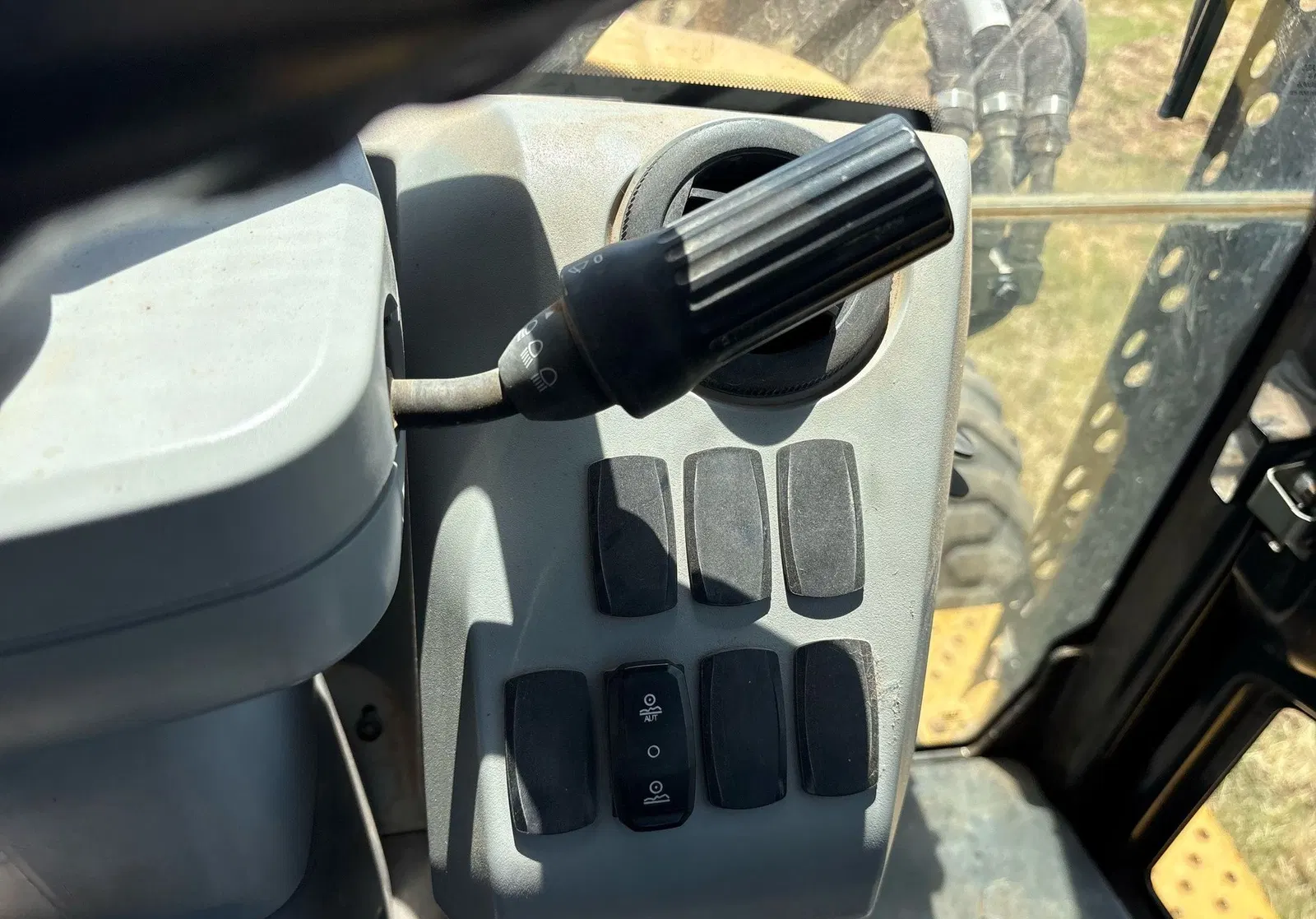 2016 Caterpillar 420F2