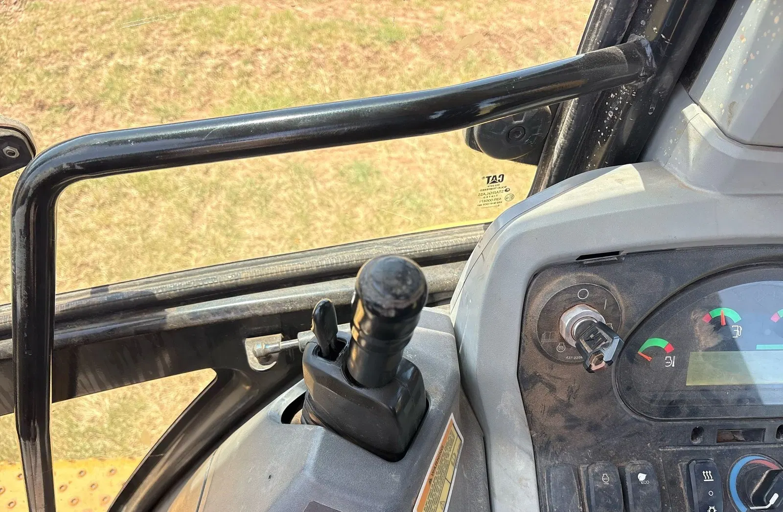 2016 Caterpillar 420F2