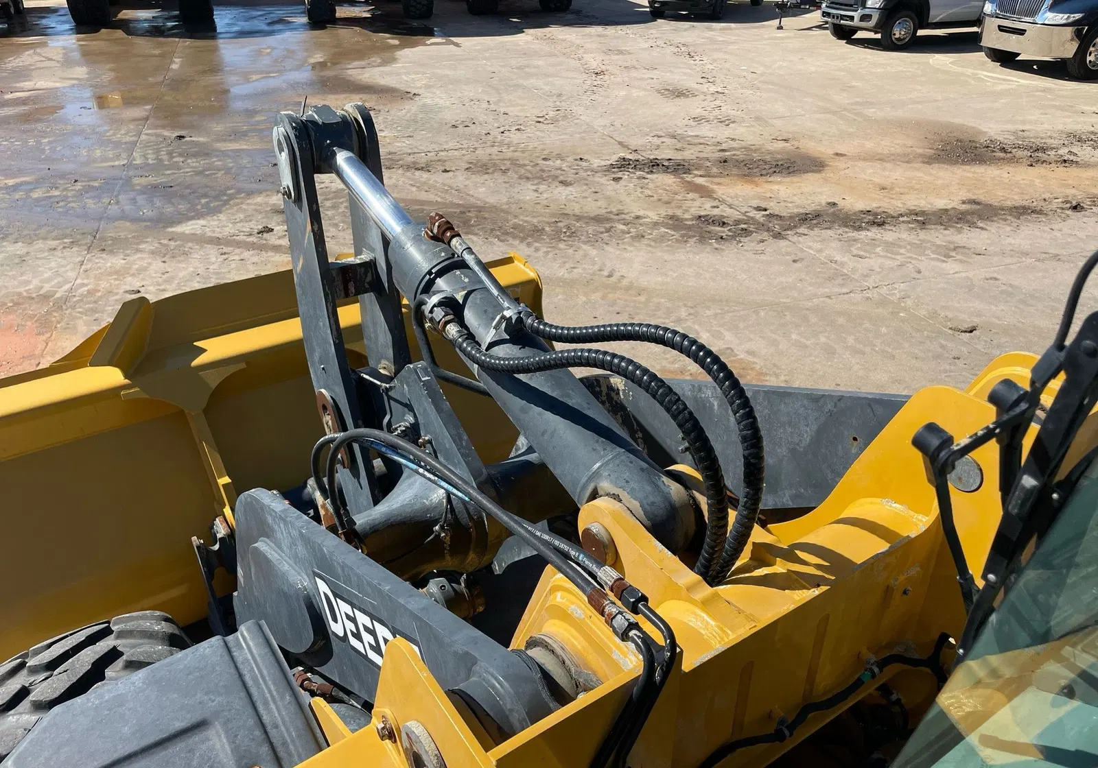 2022 John Deere 544