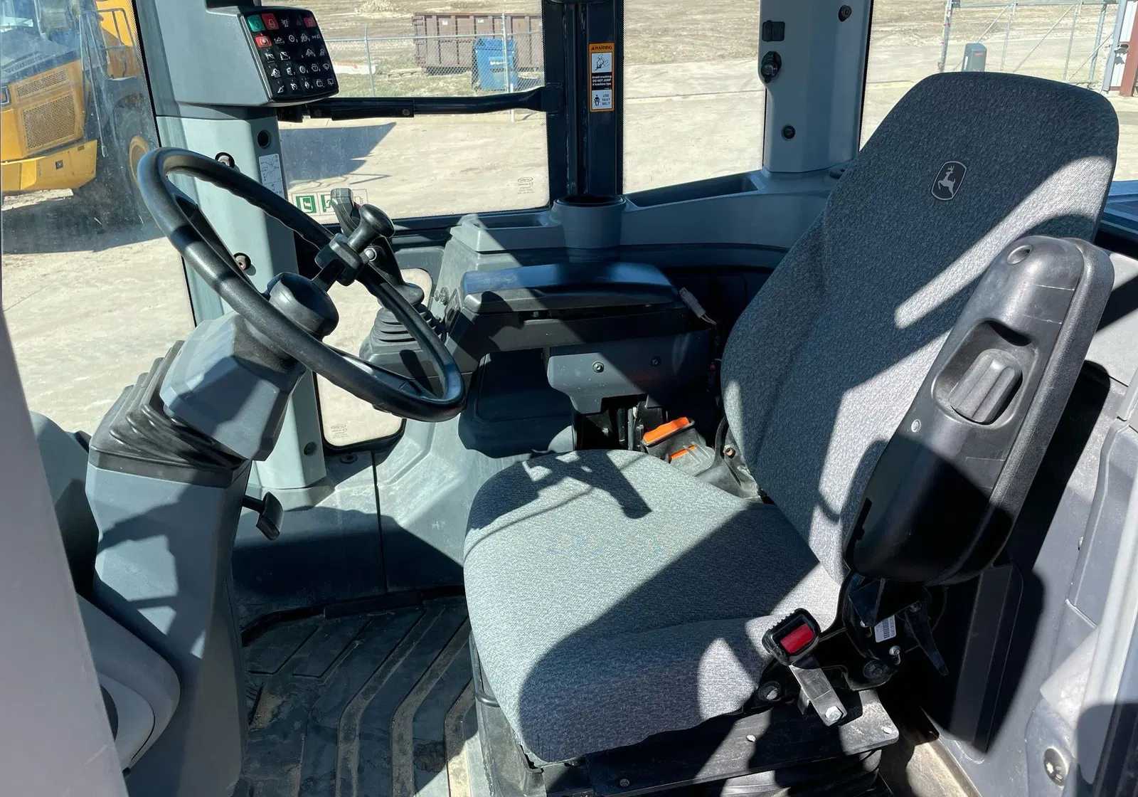 2022 John Deere 544