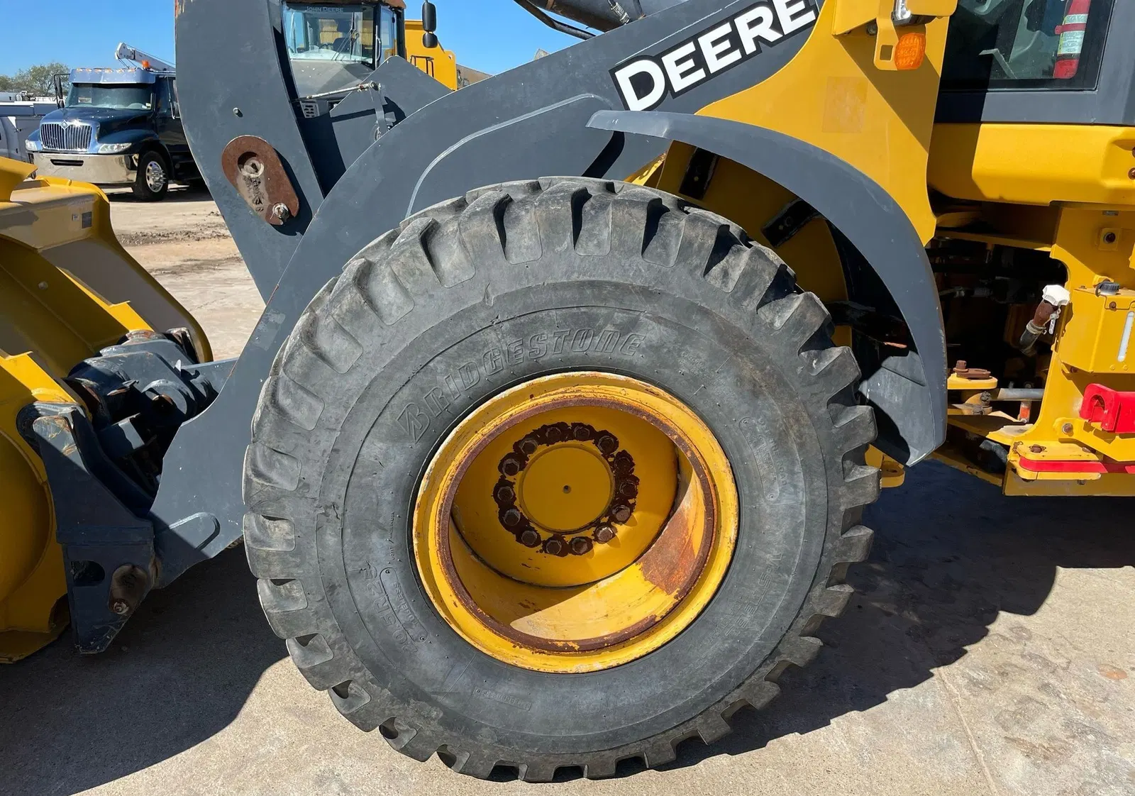 2022 John Deere 544