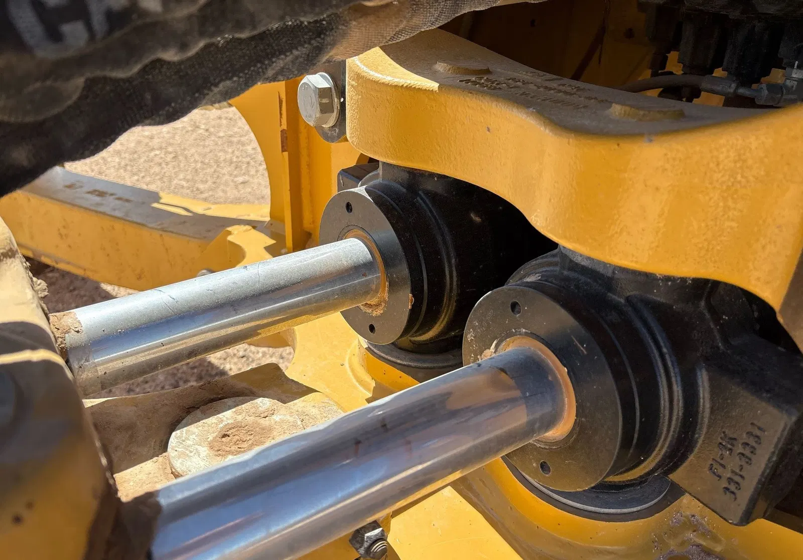 2019 Caterpillar 420F2