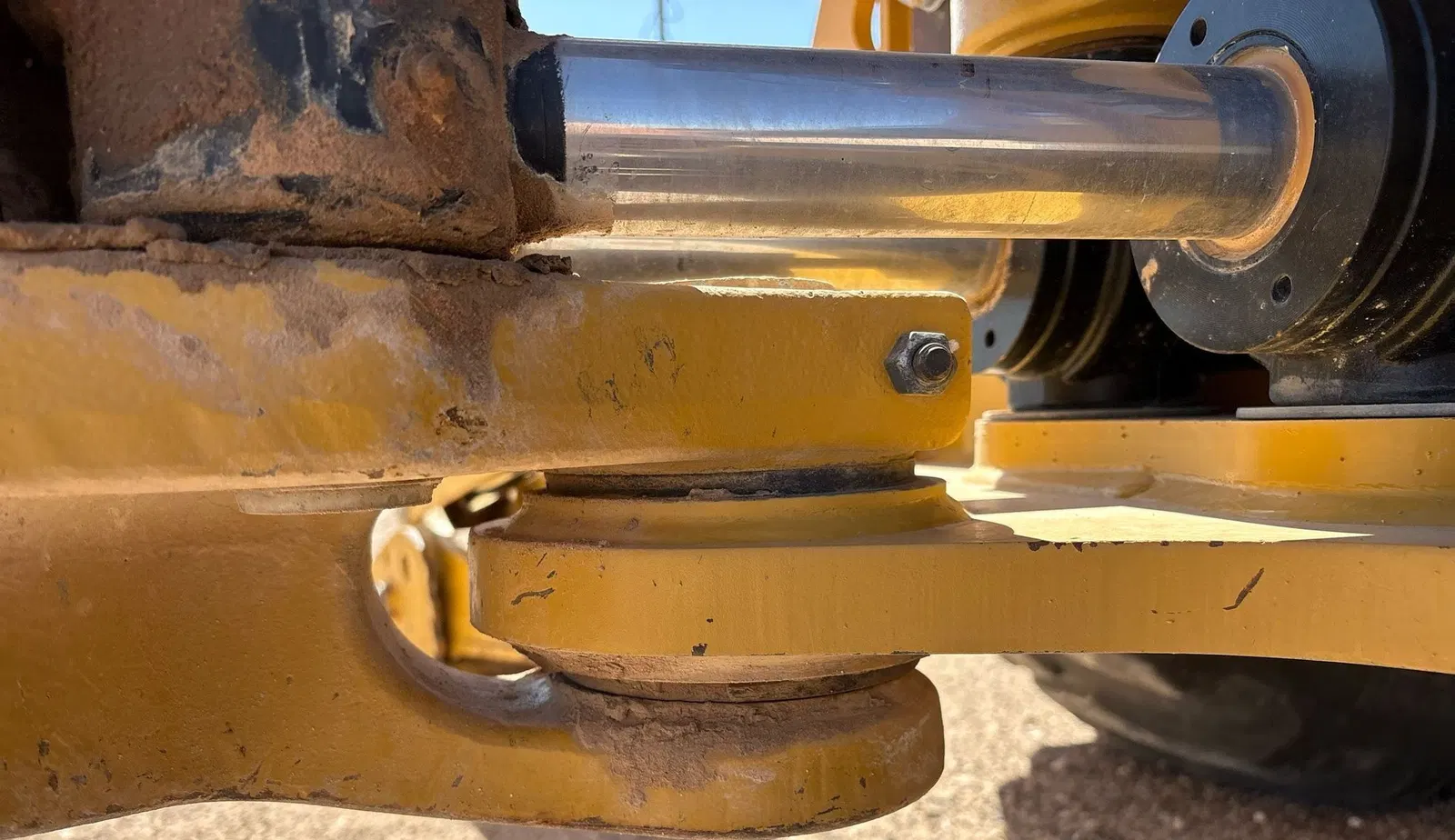 2019 Caterpillar 420F2