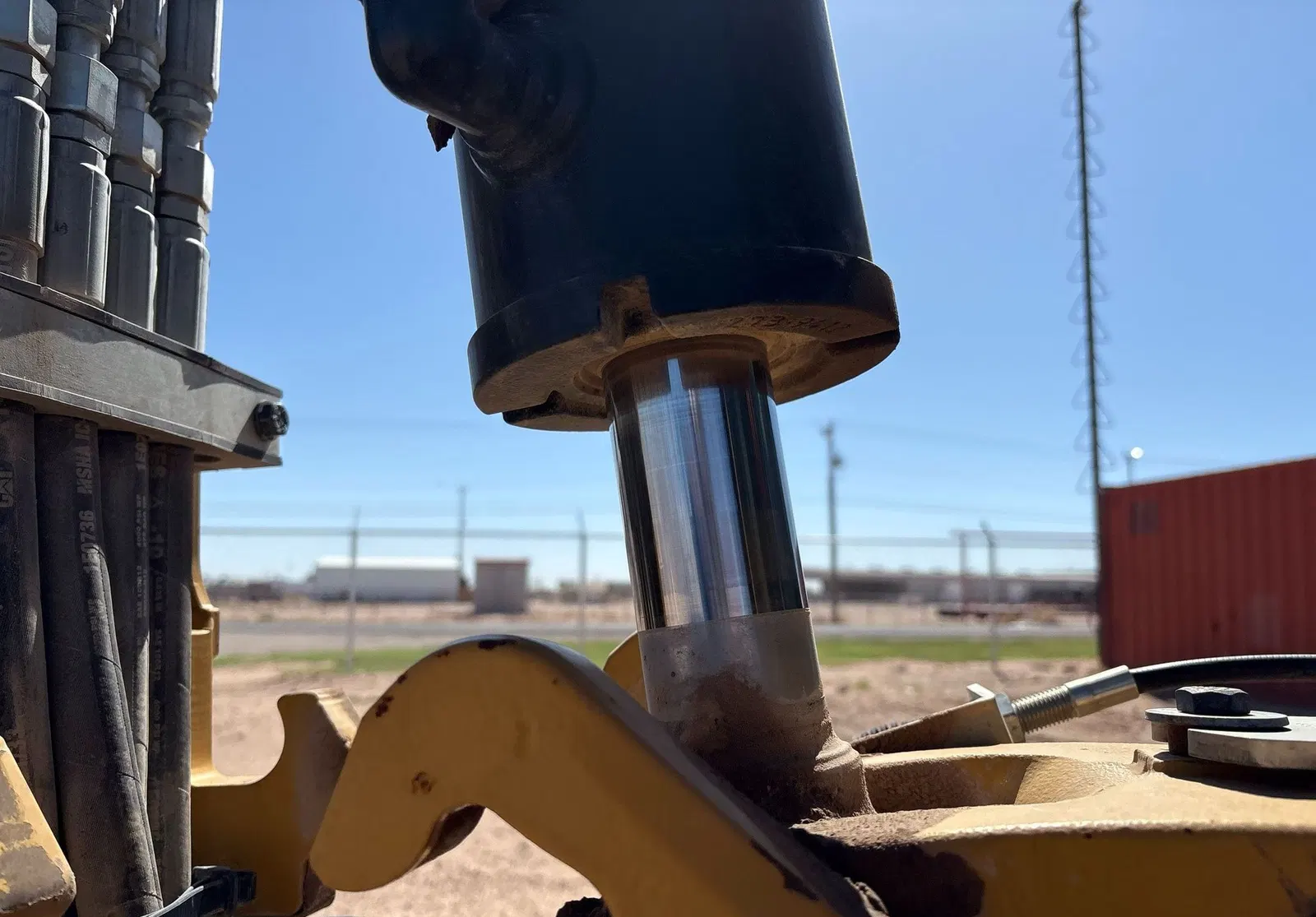 2019 Caterpillar 420F2
