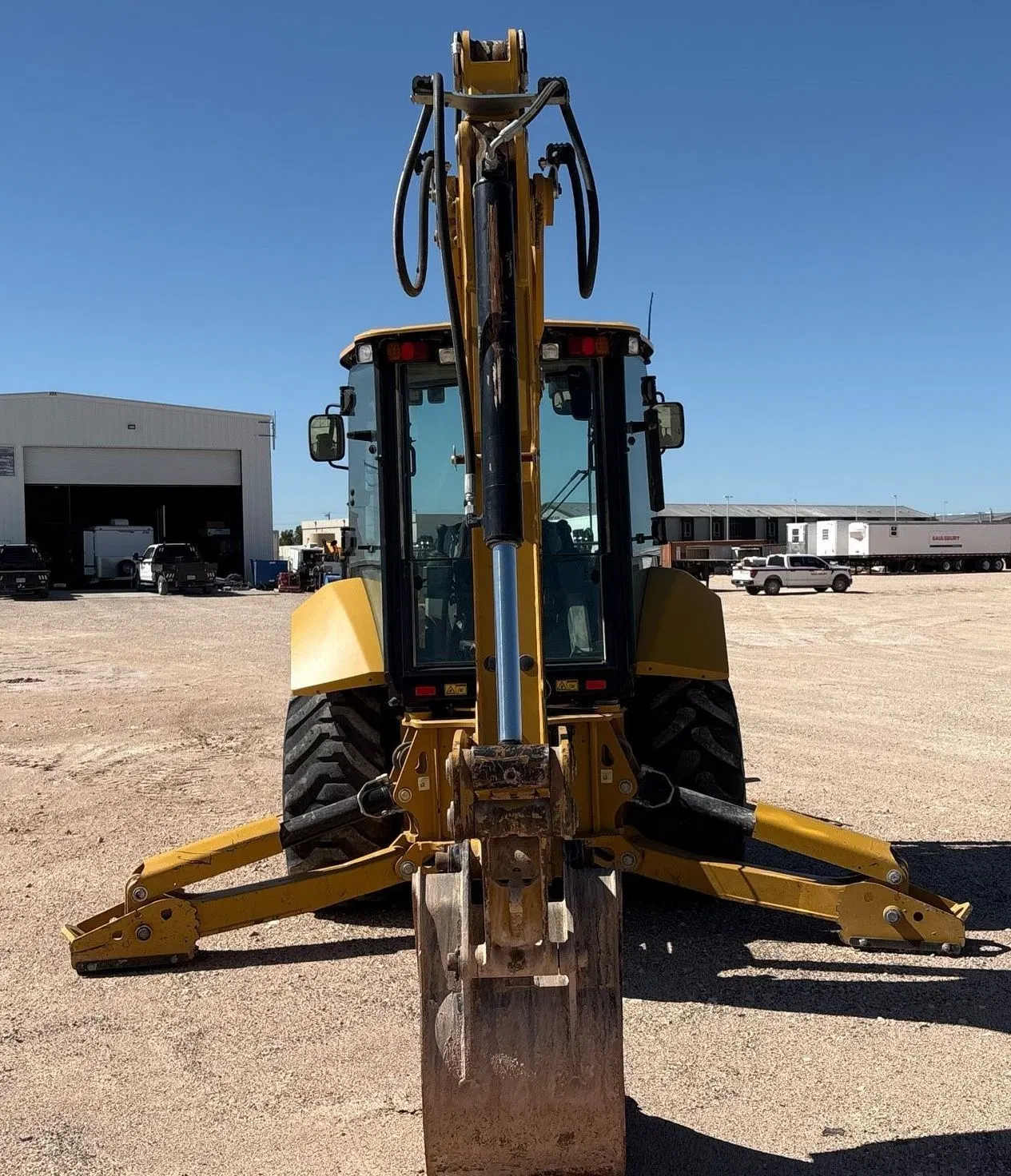 2019 Caterpillar 420F2