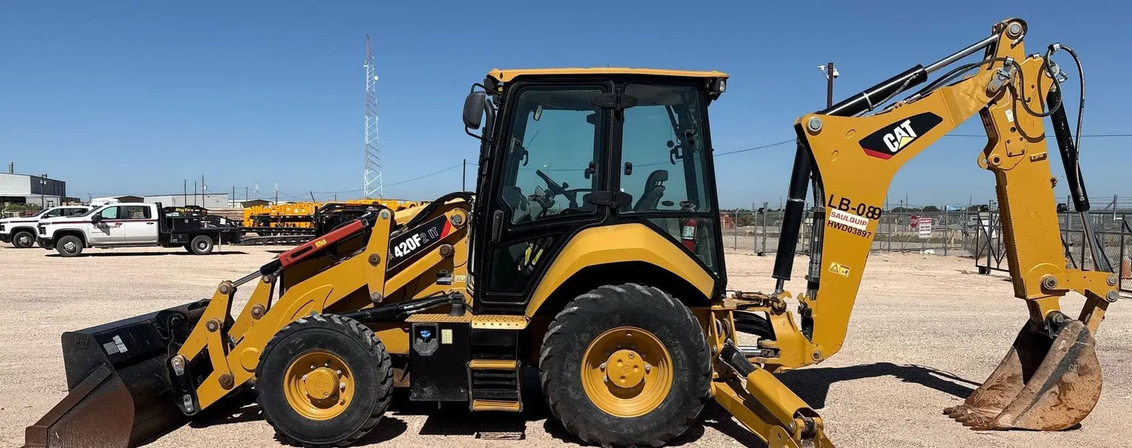 2019 Caterpillar 420F2